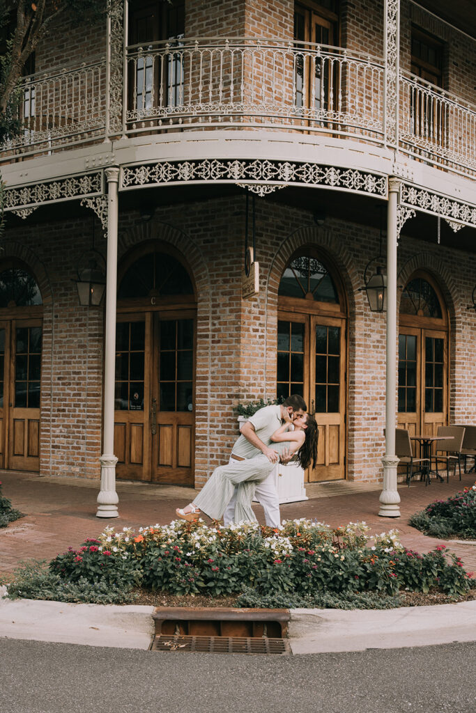 alabama engagement session in Downtown Fairhope