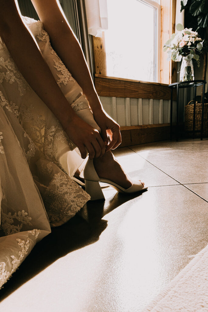 bride getting ready at the bridal suite 