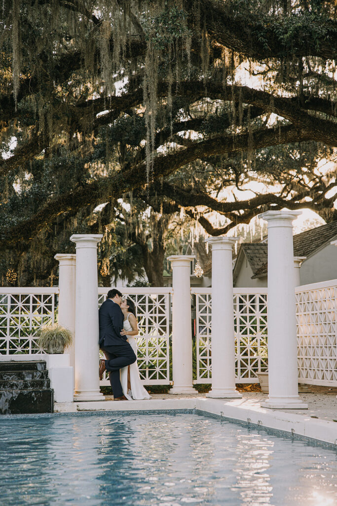 bride and groom portraits at Goodwood Museum and Gardens in Tallahassee, FL