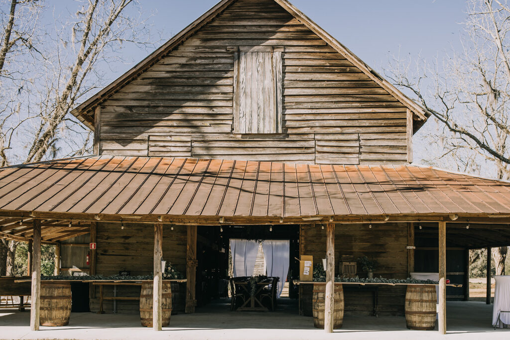 the rustic exterior of Woodberry in Havana FL - a Florida Panhandle wedding venue